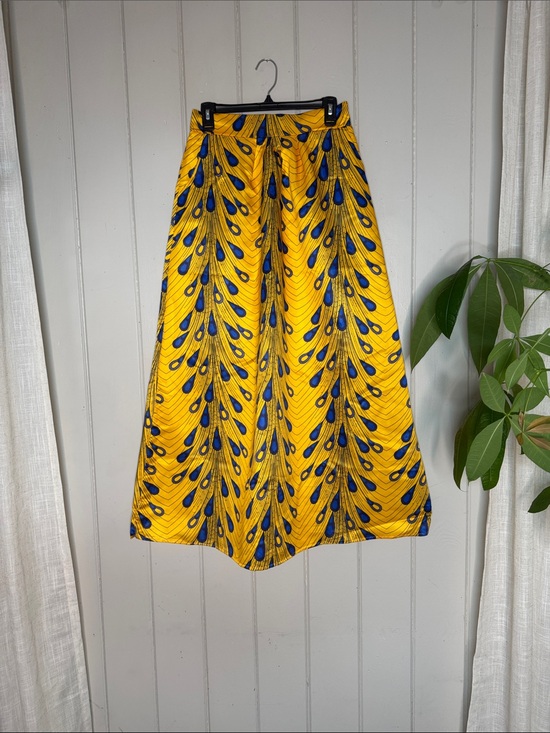 Dresses & Skirts - Yellow & Blue Patterned Maxi Skirt with Pockets